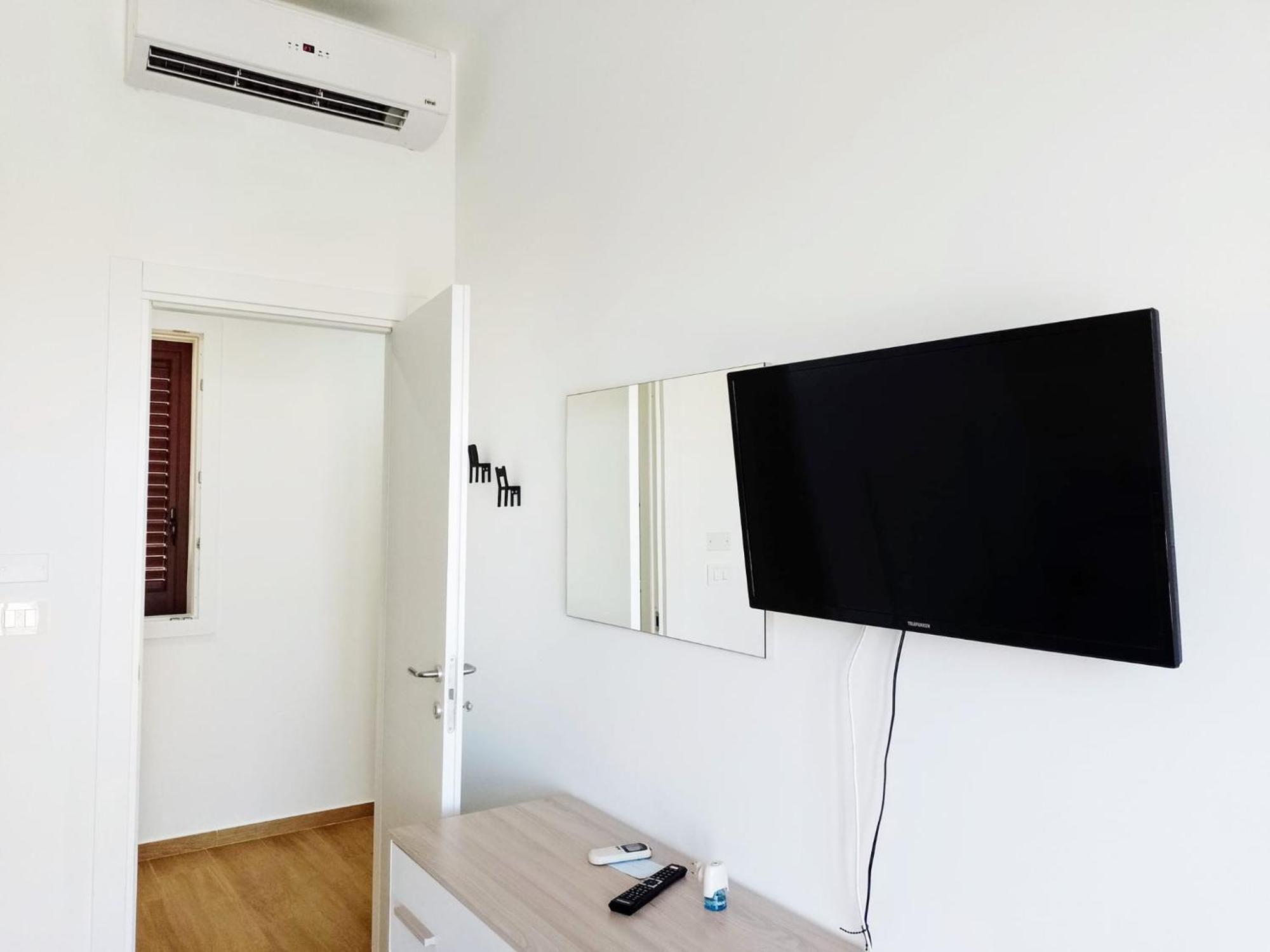 Granatelli Holiday Home อัลตาวิลลา มิลิเชีย ภายนอก รูปภาพ