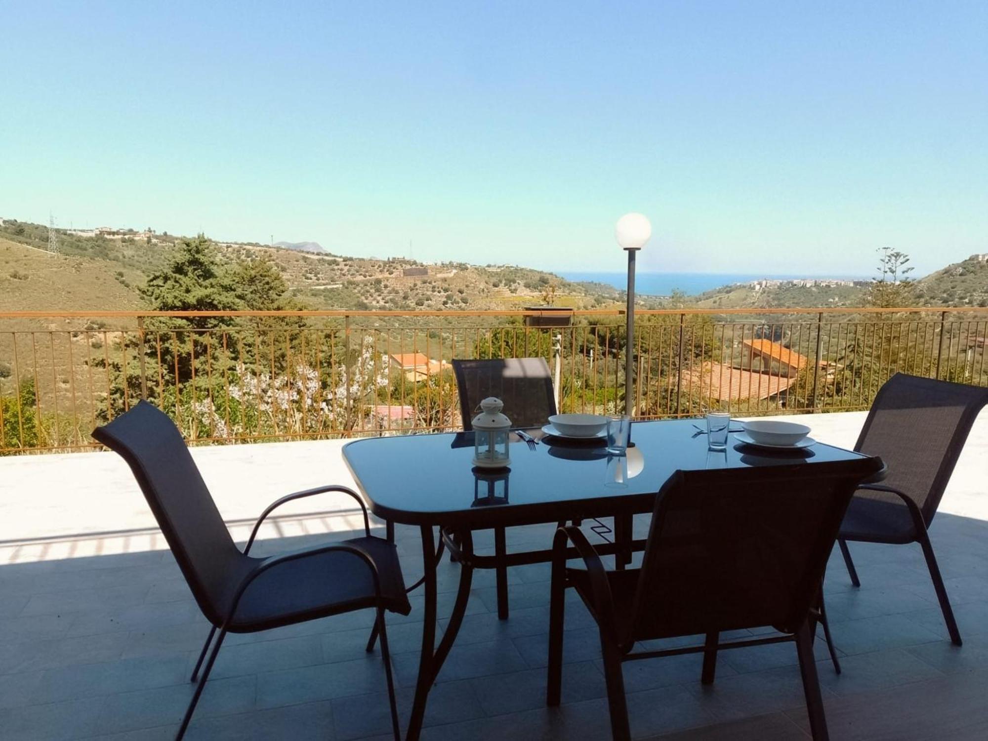 Granatelli Holiday Home อัลตาวิลลา มิลิเชีย ภายนอก รูปภาพ